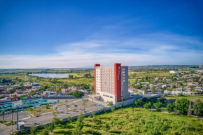 Fiesta Inn Suites Aeropuerto del Bajío